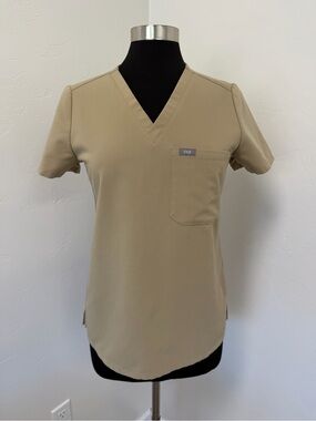 FIGS Khaki Catarina One-Pocket Scrub Top Size XS PO 2413